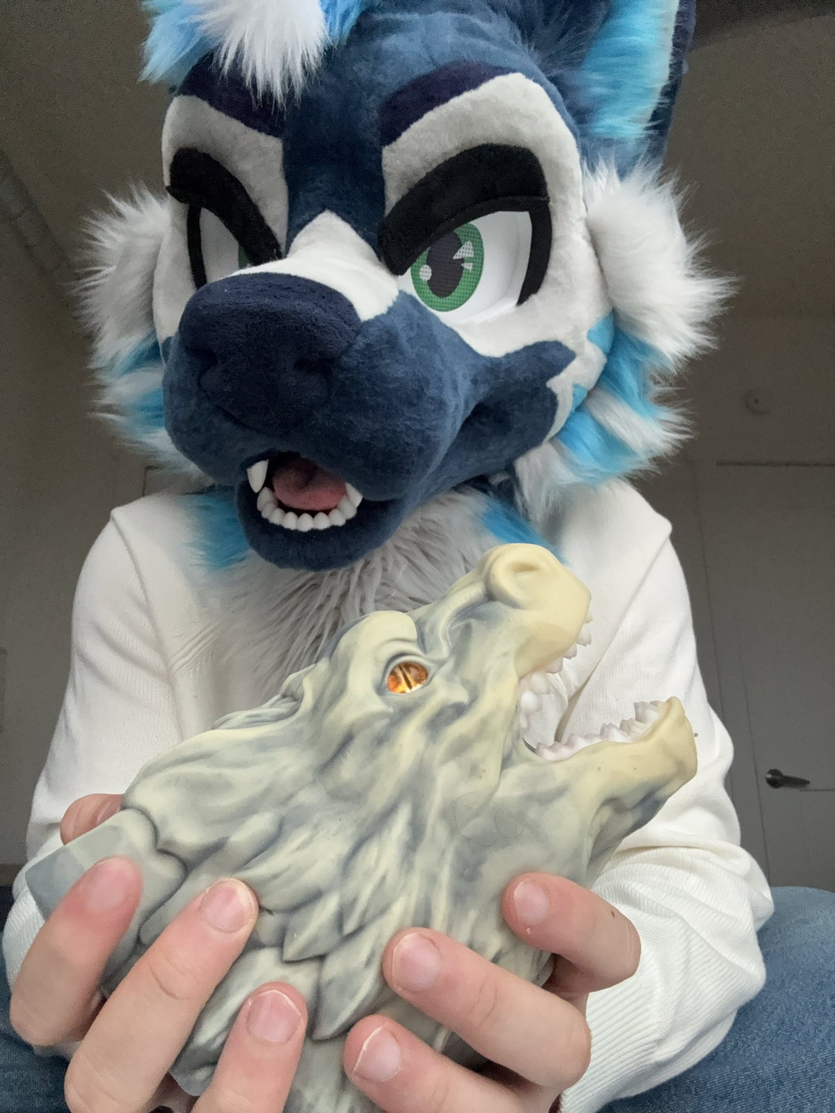 Phosphorus Rock Dragon Head – Fantasy Stroker