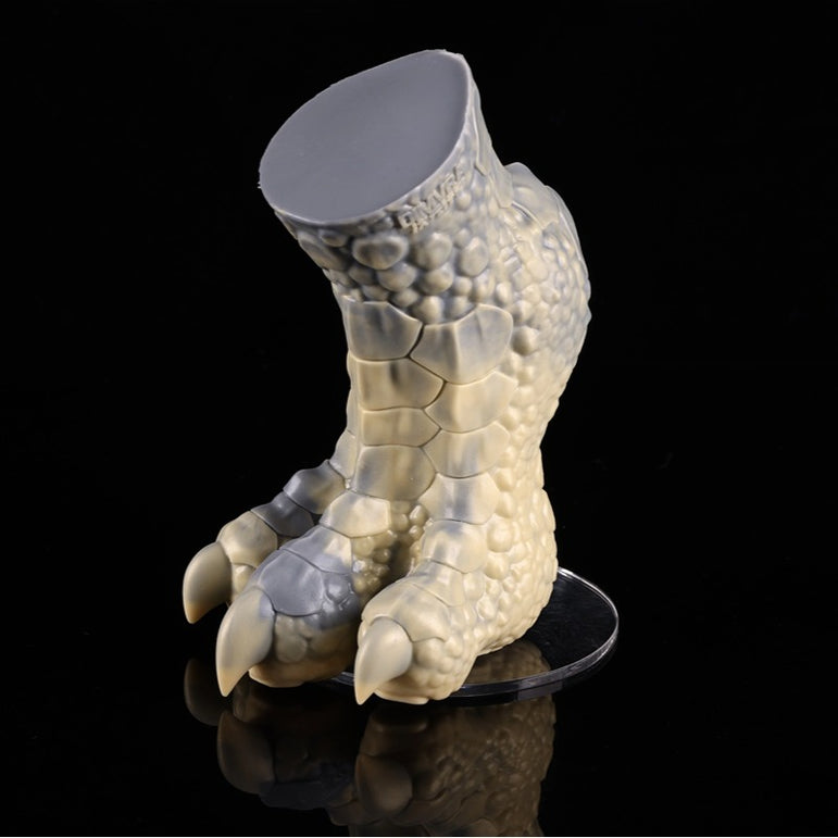 Bonifaz Dragon Foot Front View