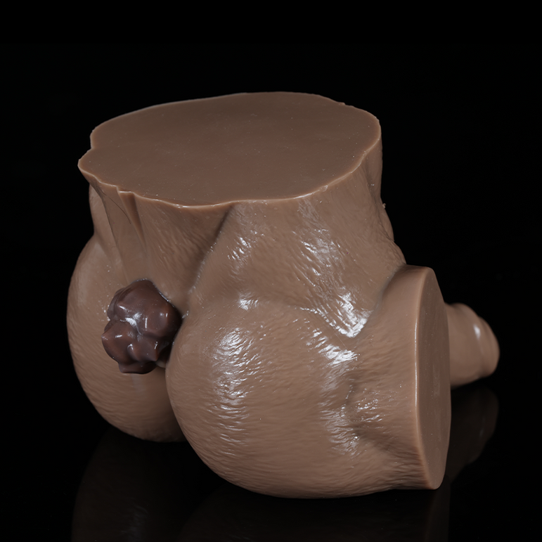 Gryn - Bear Rump Side Back