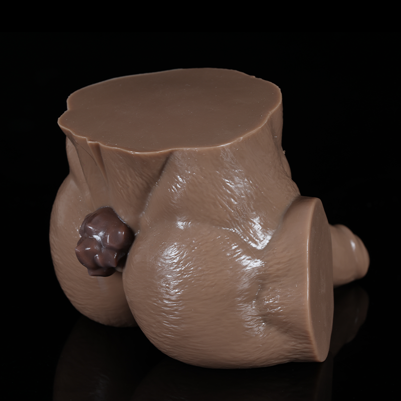 Gryn - Bear Rump Side Back