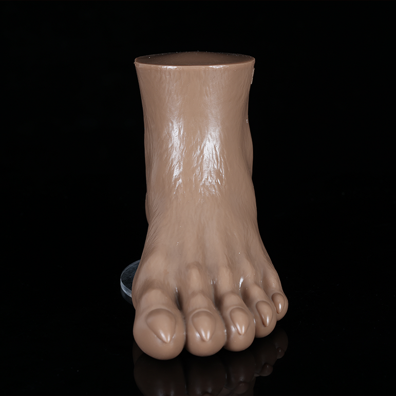 Gryn's Foot Front View