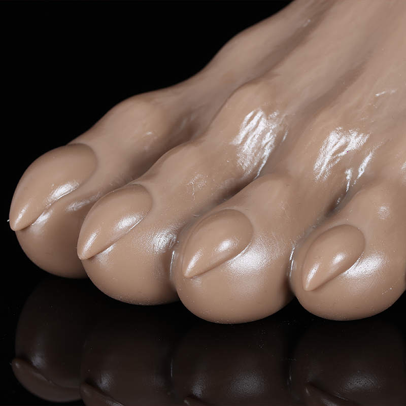 Gryn's Foot Nail Details