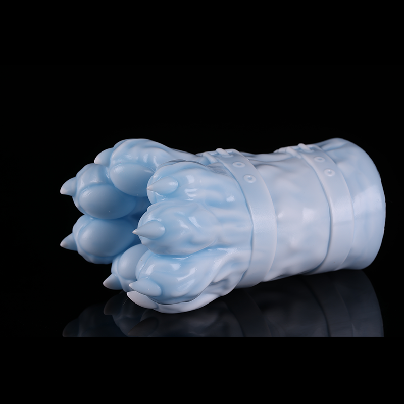 Lirien Frost Fox Claws product showcase