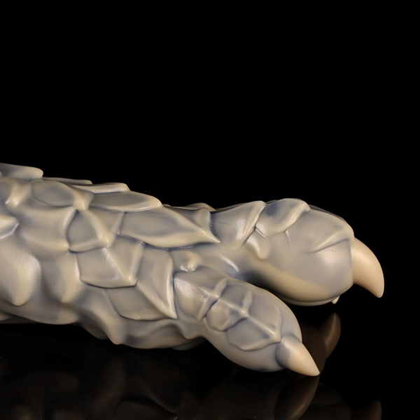Phosphorus Rock Dragon Claw nails