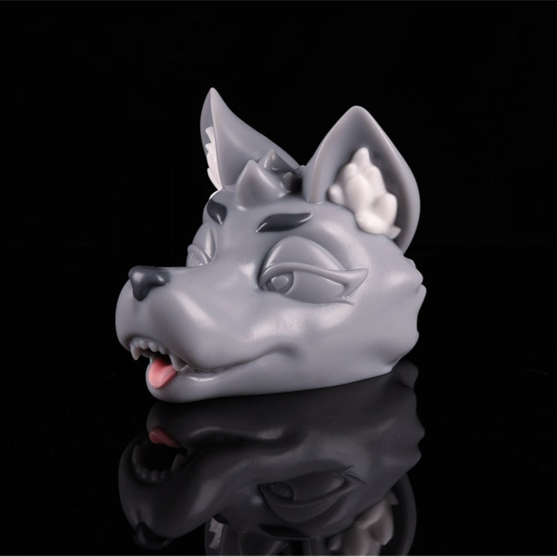 Gray Wolf Masturbator:Gray-Eyed Enchantress·Yue Wu